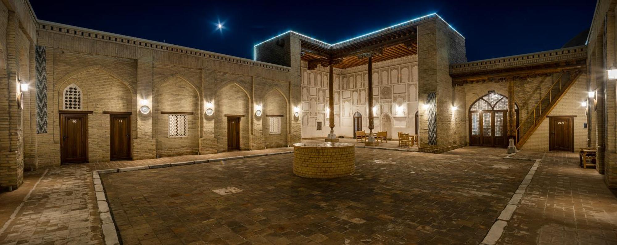 New Star Boutique Hotel - Madrasah Muhammad Mahram 1903 Khiva Esterno foto
